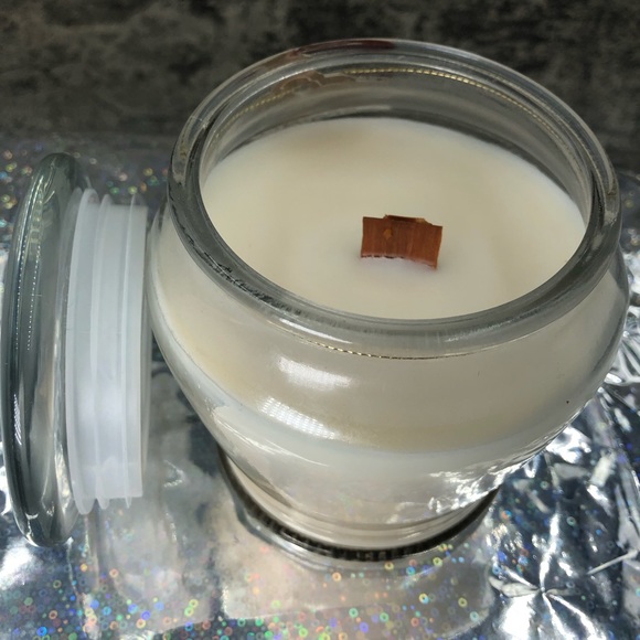 ✨  Toasted Marshmallow ✨ 12oz Scented Candle from Pier 1 Imports Discontinued - Picture 12 of 14